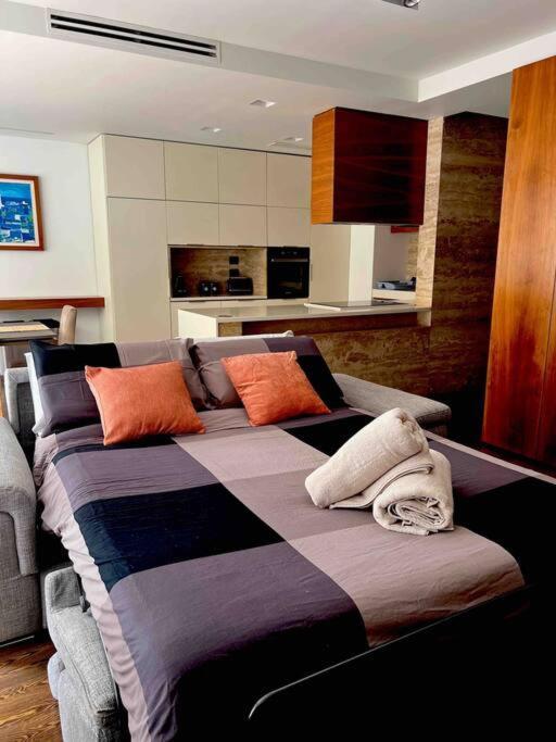 Pembroke St Julians Luxury, Comfort, Location Екстер'єр фото