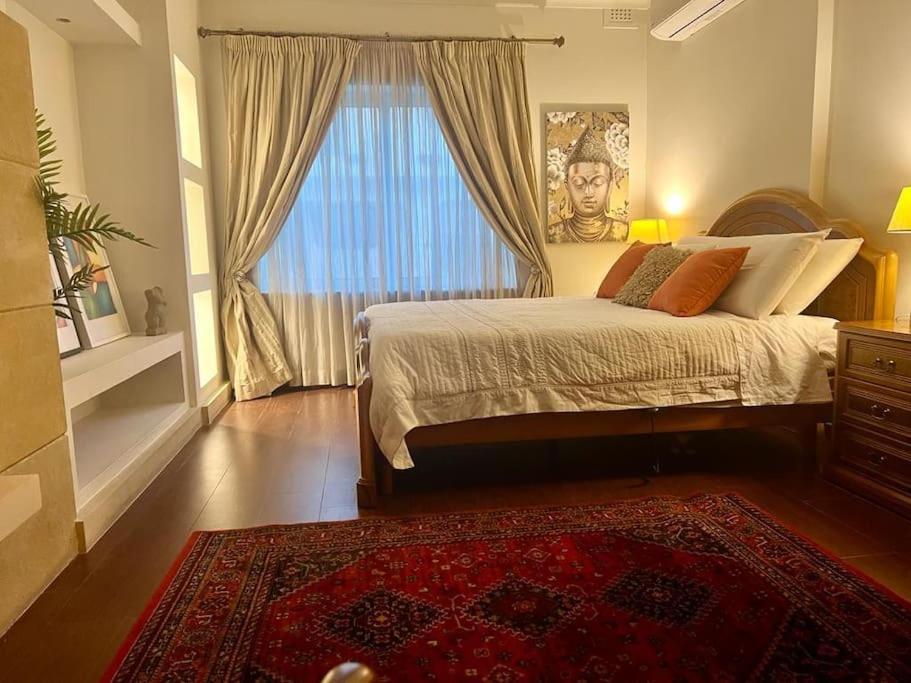 Pembroke St Julians Luxury, Comfort, Location Екстер'єр фото
